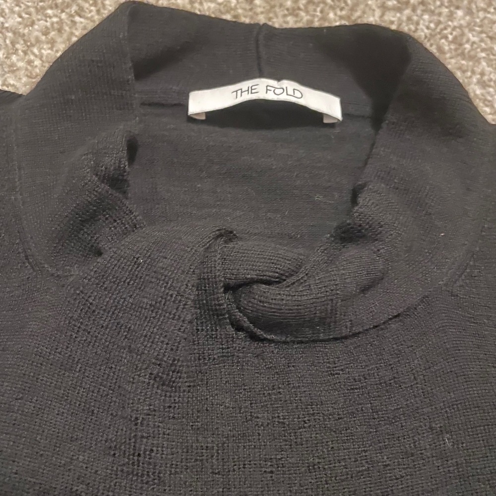 The Fold Twist Neck Sweater Merino Wool Black S Classic minimalist modest preppy - Picture 2 of 4